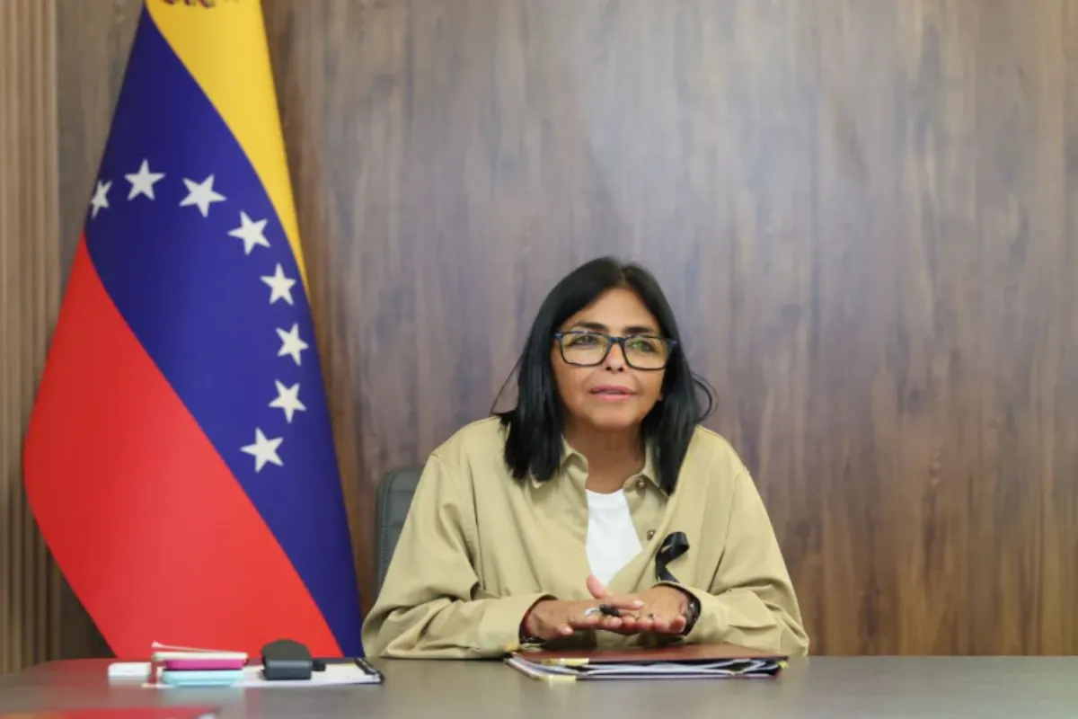 Venezuela actualiza reglas del sector petrolero tras 83 años Venezuela actualiza reglas del sector petrolero tras 83 años