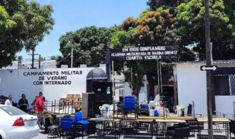 SEP ordena el cierre de todas las escuelas militarizadas en el país