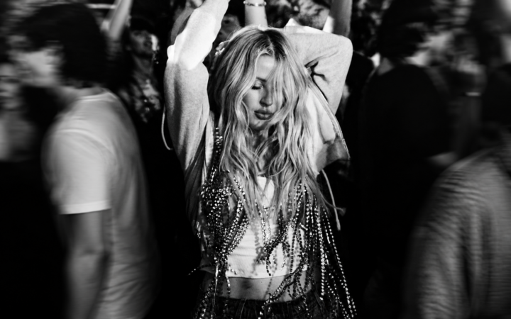 Ellie Goulding demanda a sus exmánagers por Live Nation Ellie Goulding demanda a sus exmánagers por Live Nation