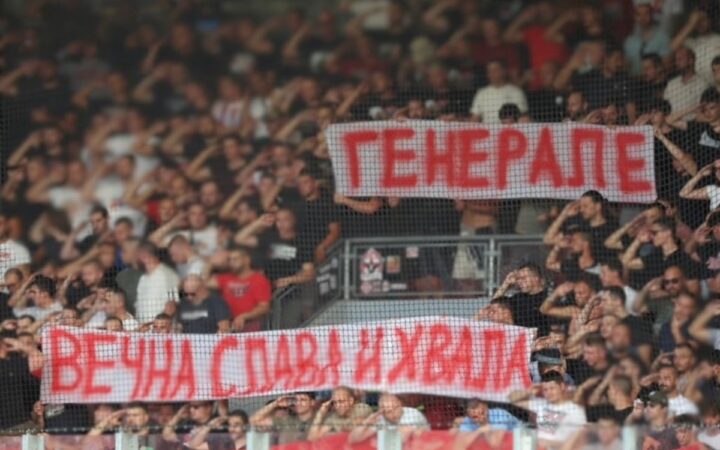 El Memorial de Srebrenica pide a la UEFA excluir al Estrella Roja por glorificar a Mladic El Memorial de Srebrenica pide a la UEFA excluir al Estrella Roja por glorificar a Mladic