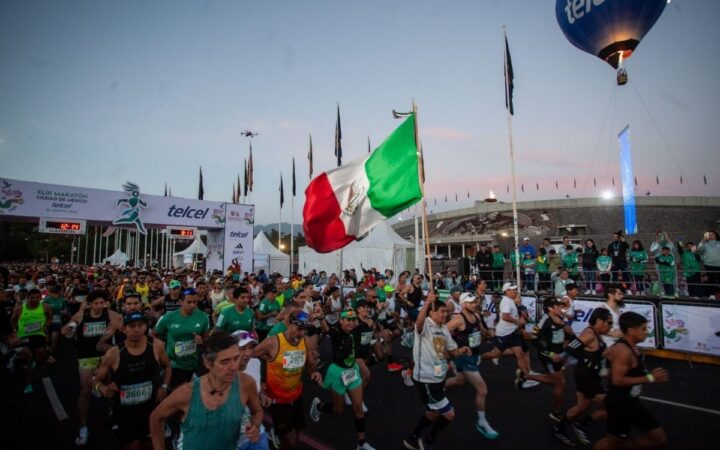 Maratón de la CDMX desafía a miles de corredores y corona a sus campeones | Galería Maratón de la CDMX desafía a miles de corredores y corona a sus campeones | Galería