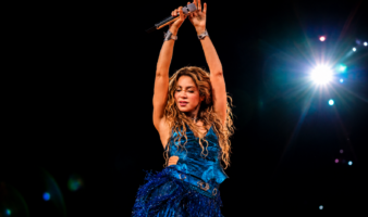Shakira reconstruirá universidad y 10 colegios en Chocó