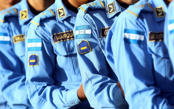 Historial oculto de la Policía hondureña: un patrón de reincidencia criminal sin frenos Historial oculto de la Policía hondureña: un patrón de reincidencia criminal sin frenos