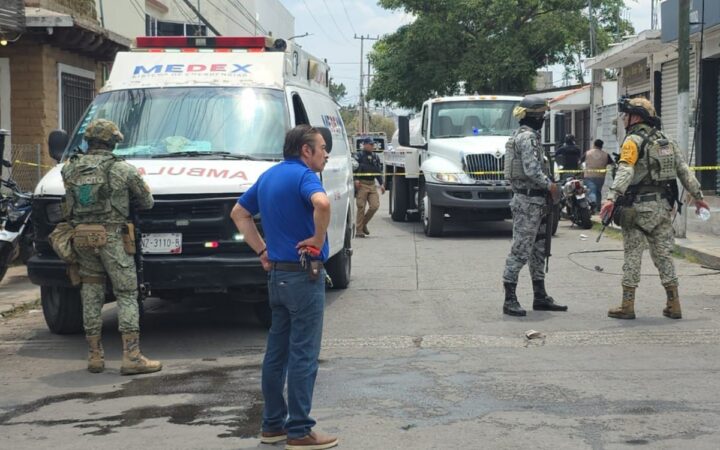 Explosión de pipa de gas deja varios lesionados e incendio en viviendas de Cuernavaca Explosión de pipa de gas deja varios lesionados e incendio en viviendas de Cuernavaca