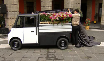 Sheinbaum presenta Olinia Carga, el nuevo vehículo eléctrico para transportar mercancías