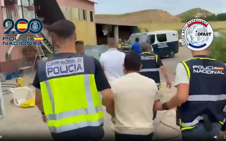 España desmantela célula del CJNG que traficaba metanfetamina diluida en vainilla España desmantela célula del CJNG que traficaba metanfetamina diluida en vainilla