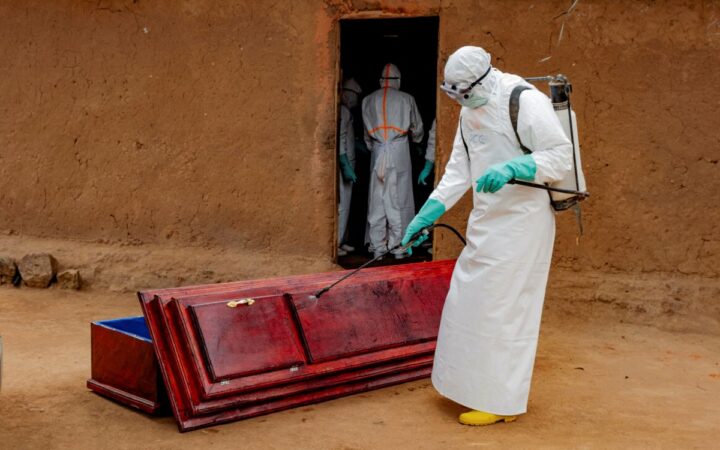Ébola deja más de 3,000 muertos en República Democrática del Congo Ébola deja más de 3,000 muertos en República Democrática del Congo