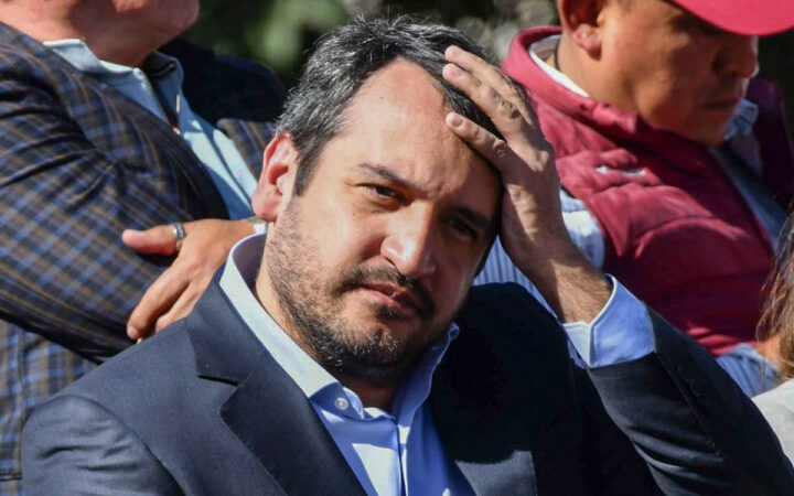 Aristegui en Vivo: Agencias de EE.UU. 'examinan' señalamientos contra 'Andy': NYT; vinculan con narco a exesposo de Marina del Pilar; fotos inéditas de la 'guerra sucia' (30/09/2026) Aristegui en Vivo: Agencias de EE.UU. 'examinan' señalamientos contra 'Andy': NYT; vinculan con narco a exesposo de Marina del Pilar; fotos inéditas de la 'guerra sucia' (30/09/2026)