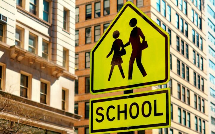 Nueva York apuesta por escuelas públicas sin uso de IA: estas son las nuevas reglas Nueva York apuesta por escuelas públicas sin uso de IA: estas son las nuevas reglas