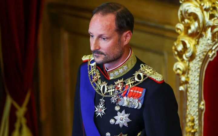 Haakon VIII jura como rey de Noruega; Mette-Marit ausente por problemas de salud Haakon VIII jura como rey de Noruega; Mette-Marit ausente por problemas de salud