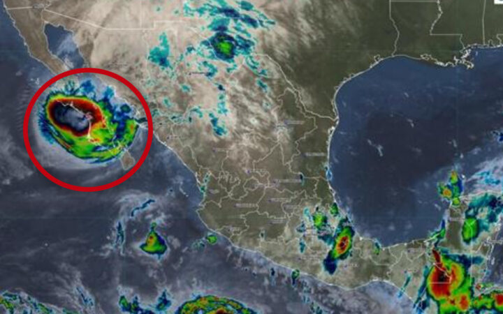 'Polo' toca tierra en Baja California Sur como huracán categoría 2; mantiene lluvias torrenciales 'Polo' toca tierra en Baja California Sur como huracán categoría 2; mantiene lluvias torrenciales