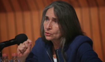 Julia Carabias alerta que la humanidad rebasó siete límites planetarios