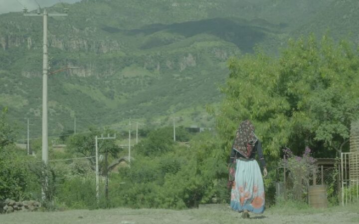 Documental narra el camino de mujeres indígenas universitarias Documental narra el camino de mujeres indígenas universitarias