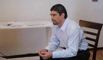 Alberto Estrella dará voz a 'El libro salvaje', de Juan Villoro