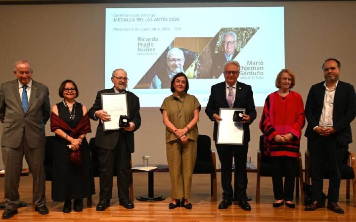 Mario Schjetnan Garduño y Ricardo Prado Núñez reciben la Medalla de Bellas Artes Mario Schjetnan Garduño y Ricardo Prado Núñez reciben la Medalla de Bellas Artes