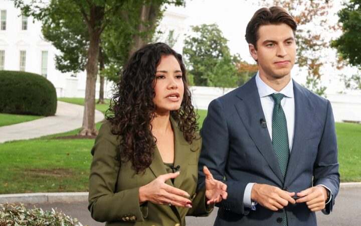 Periodistas de CNN, MS NOW y Politico vuelven en la Casa Blanca tras la orden del juez Periodistas de CNN, MS NOW y Politico vuelven en la Casa Blanca tras la orden del juez