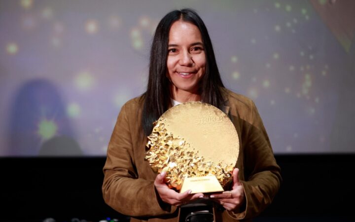 Charlyn Corral afirma que en México no la valoraron antes de ser premiada Charlyn Corral afirma que en México no la valoraron antes de ser premiada