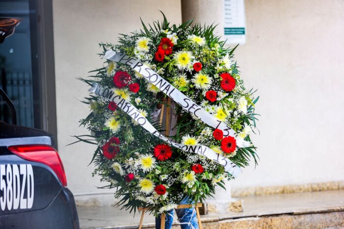 La subdirectora falleció a causa de heridas por arma blanca.