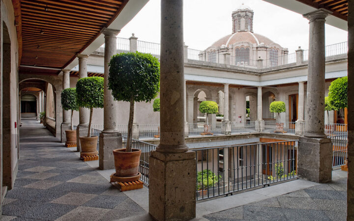 El Colegio Nacional y Siglo XXI Editores celebran seis décadas de historia compartida con una exposición documental El Colegio Nacional y Siglo XXI Editores celebran seis décadas de historia compartida con una exposición documental