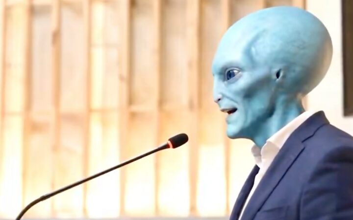 Extraterrestres y ovnis en el informe del diputado de Puebla, Roberto Zataráin Extraterrestres y ovnis en el informe del diputado de Puebla, Roberto Zataráin