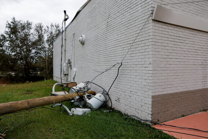 Isaías mantiene este sábado a unos 853 mil usuarios sin energía eléctrica en los estados de Georgia, Florida y Alabama, el más afectado.