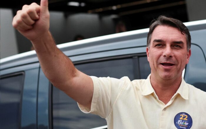 Es la última batalla electoral para Lula, que con casi 81 años espera remontar después de perder en primera vuelta ante el hijo del expresidente ultraderechista Jair Bolsonaro. Las últimas encuestas muestran un empate técnico, con una ligera ventaja para el senador.