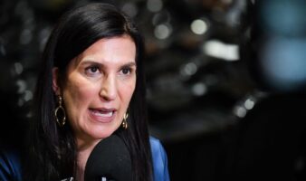 Reforma a derechos de autor abre la puerta a retirar contenido sin sentencia, advierte López Rabadán